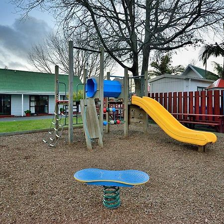Auckland Northshore Motels & Holiday Park Bagian luar foto