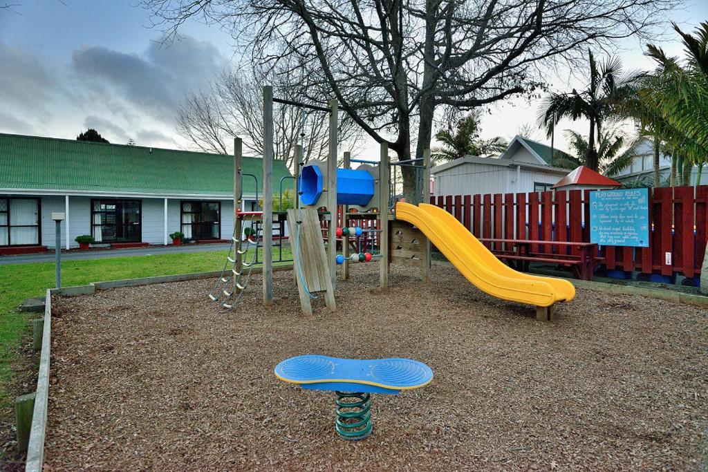 Auckland Northshore Motels & Holiday Park Bagian luar foto