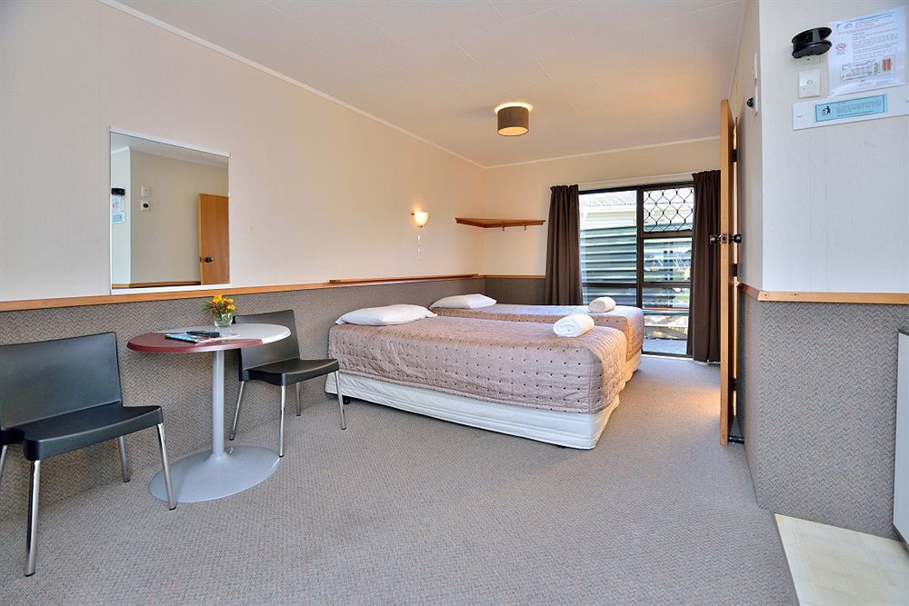 Auckland Northshore Motels & Holiday Park Bagian luar foto