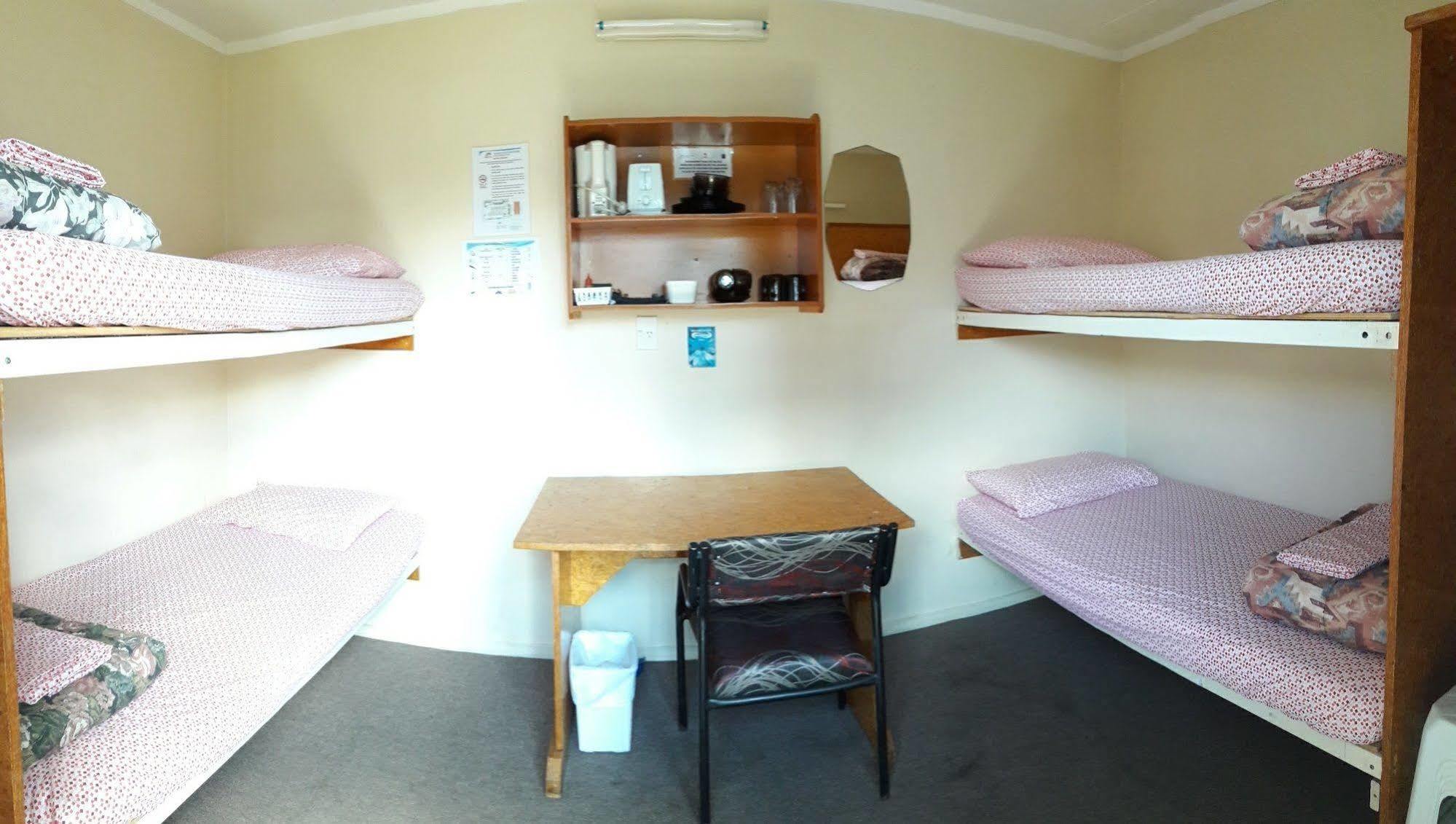 Auckland Northshore Motels & Holiday Park Bagian luar foto