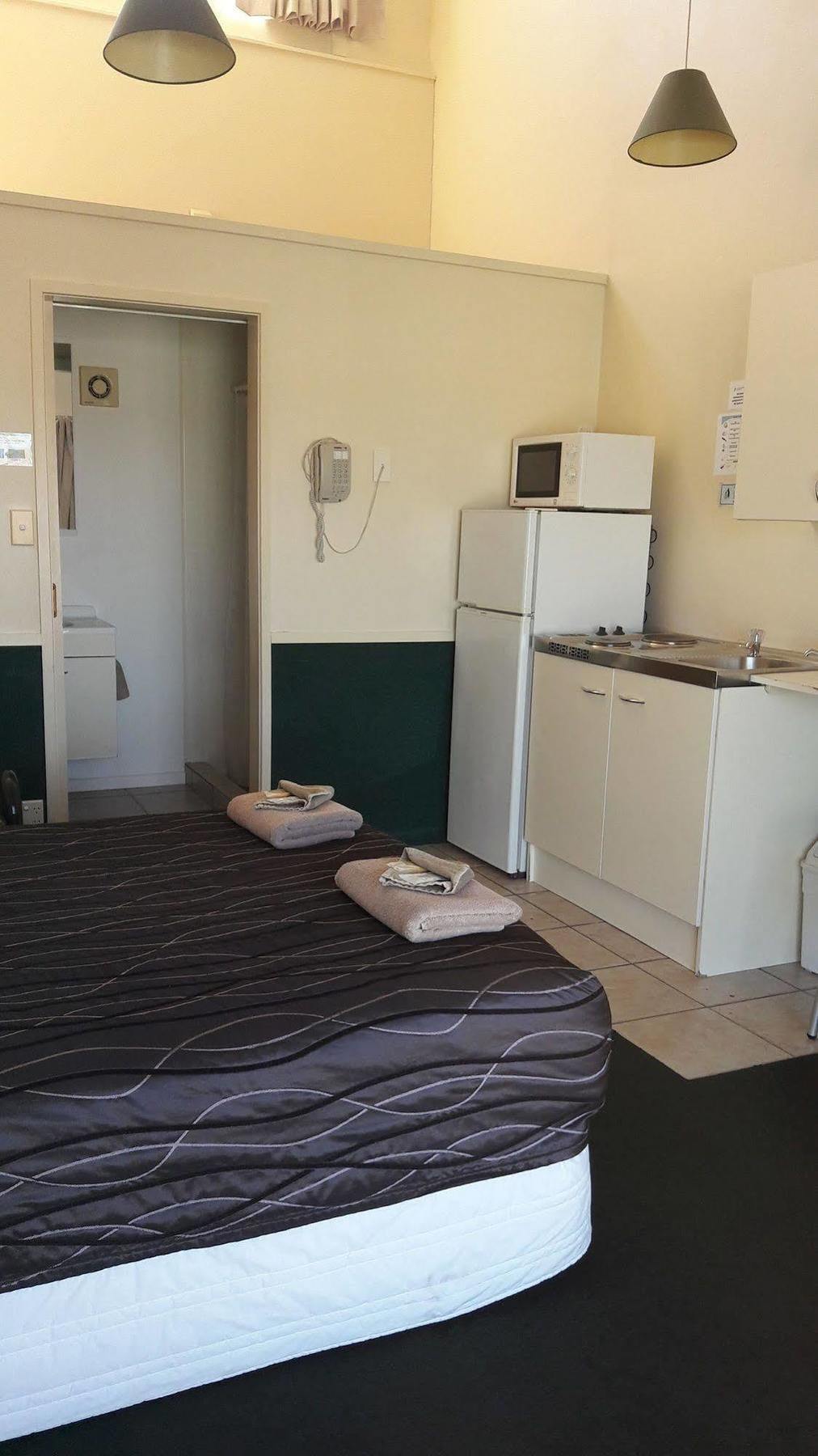 Auckland Northshore Motels & Holiday Park Bagian luar foto