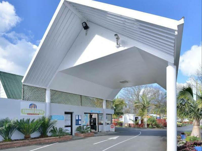 Auckland Northshore Motels & Holiday Park Bagian luar foto